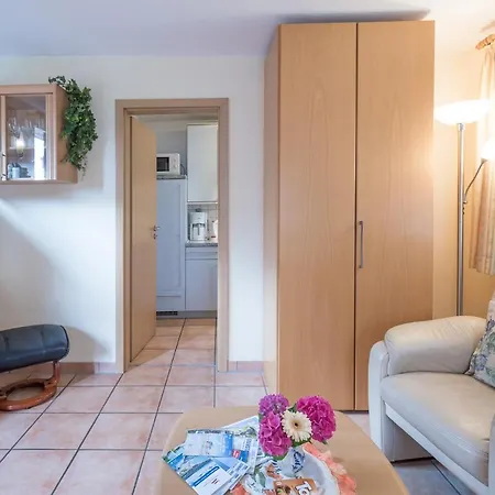 Apartment Oewerblick Een *
